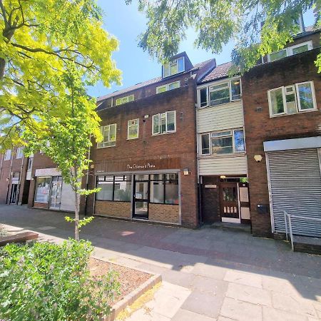 Flat In Battersea, 5 Minutes From Clapham Junction Station Apartment London Bagian luar foto